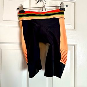 Pearl Izumi women’s symphony cycling shorts